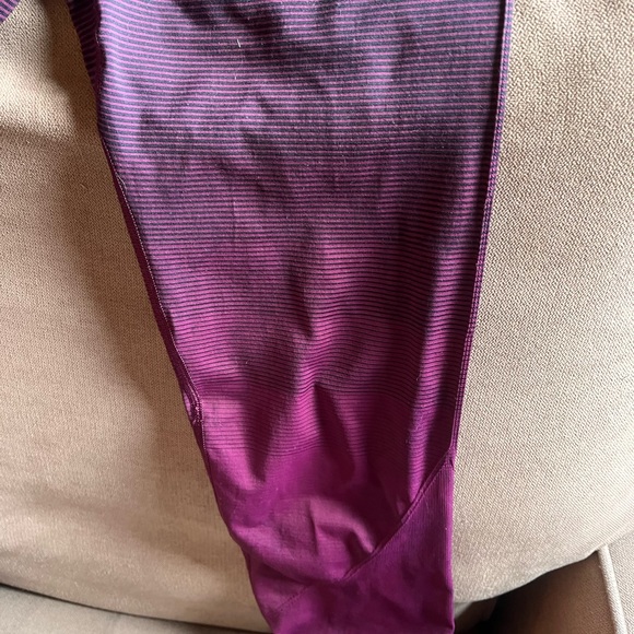 Women’s Lululemon Ebb to Train tight - Picture 2 of 6